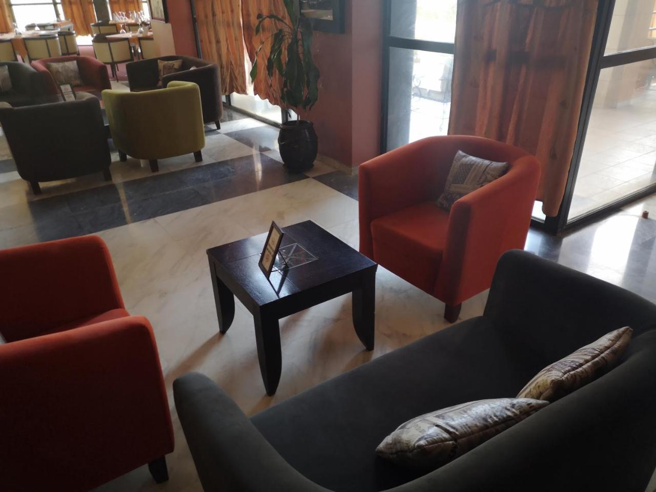 Hotel El Farouk Bamako Esterno foto